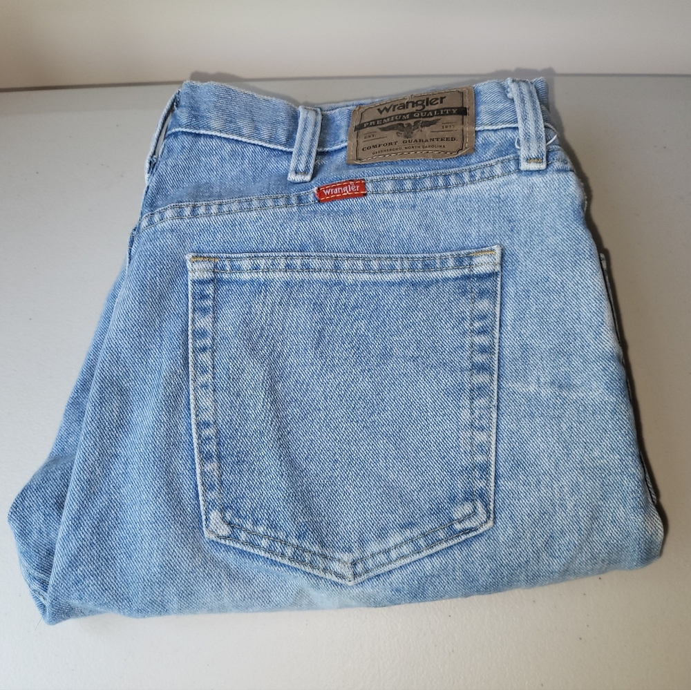 Wrangler Men's Straight Jeans in Light Blue 36x32